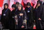 ادای احترام مهمانان و مسئولان خارجی به پیکر امام شهید