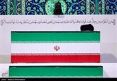 ادای احترام مهمانان و مسئولان خارجی به پیکر امام شهید