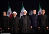 ادای احترام مهمانان و مسئولان خارجی به پیکر امام شهید - 2