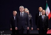 ادای احترام مهمانان و مسئولان خارجی به پیکر امام شهید - 2