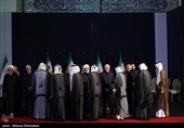 ادای احترام مهمانان و مسئولان خارجی به پیکر امام شهید - 2