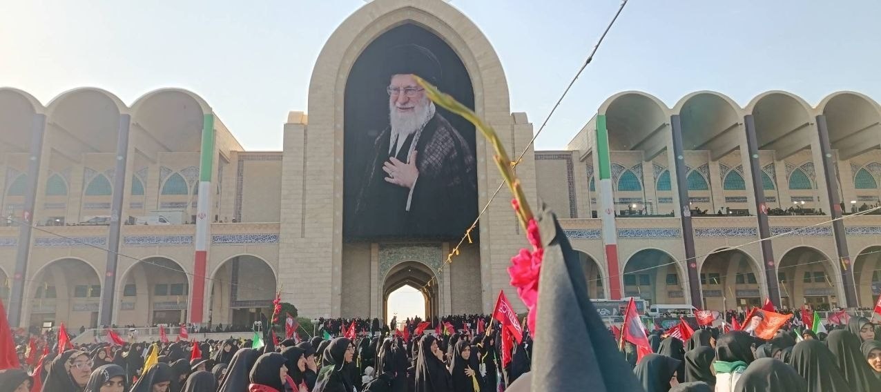 امام شهید , تشییع آیتاللهالعظمی سید علی خامنهای , آیتالله سید علی خامنهای , شهید امام خامنه ای (ره) , تشییع امام شهید , تشییع رهبر شهید , بدرقه آقای شهید ایران ,