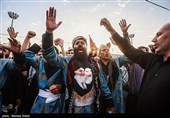 Церемония прощания иранского народа с Имамом Хаменеи в Тегеране