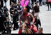 Траурная церемония на третий день мученической смерти имама Хусейна (мир ему) в Хамедане