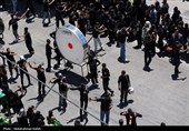 Траурная церемония на третий день мученической смерти имама Хусейна (мир ему) в Хамедане