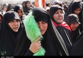 مراسم إقامة الصلاة على جثمان إمام الأمة الشهید