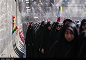 مراسم إقامة الصلاة على جثمان إمام الأمة الشهید