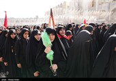 مراسم إقامة الصلاة على جثمان إمام الأمة الشهید