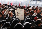 مراسم إقامة الصلاة على جثمان إمام الأمة الشهید