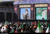مراسم إقامة الصلاة على جثمان إمام الأمة الشهید