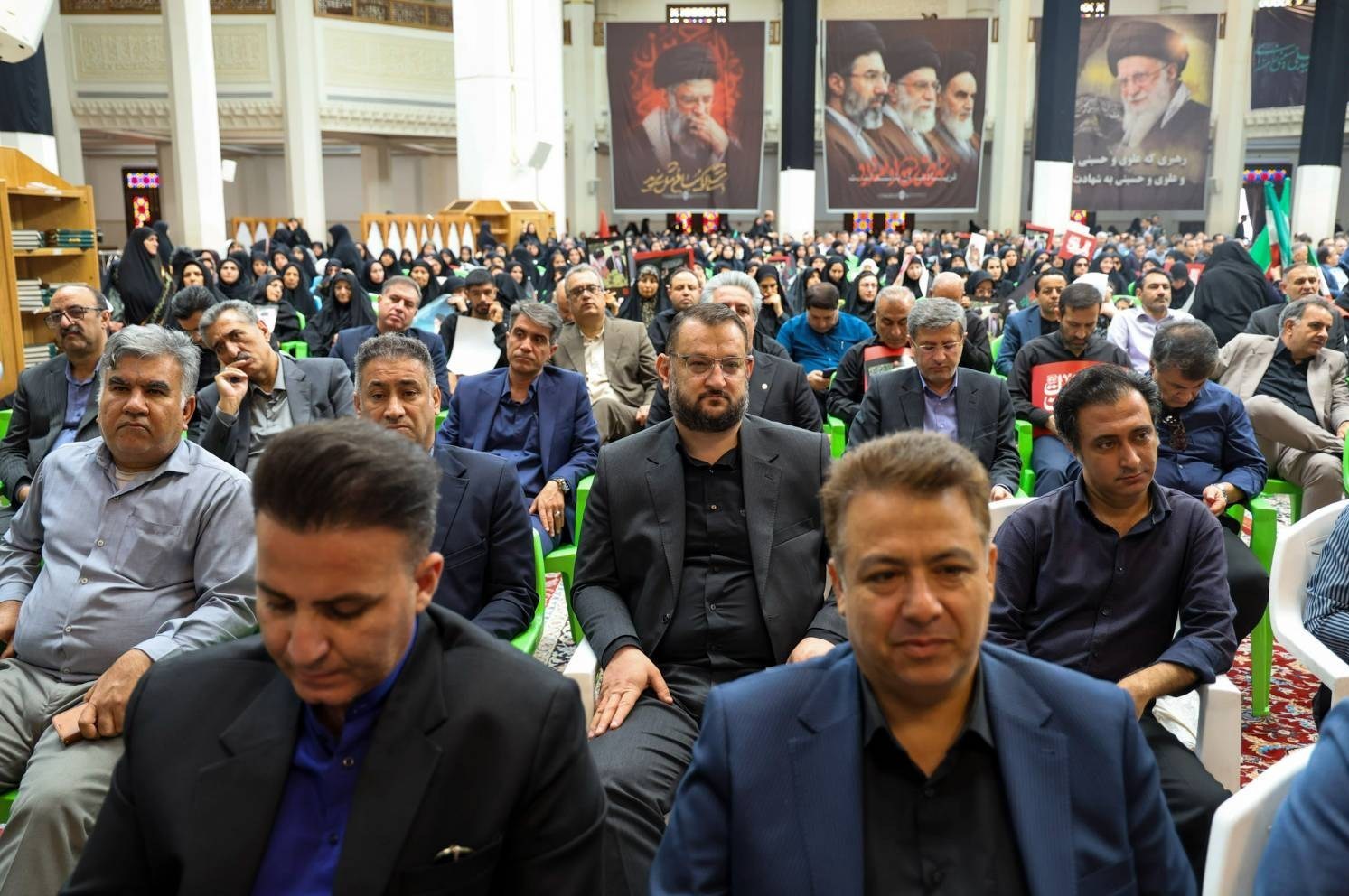 اخبار شیراز , اخبار استان فارس , بدرقه آقای شهید ایران , تشییع آیتاللهالعظمی سید علی خامنهای , شهید امام خامنه ای (ره) ,