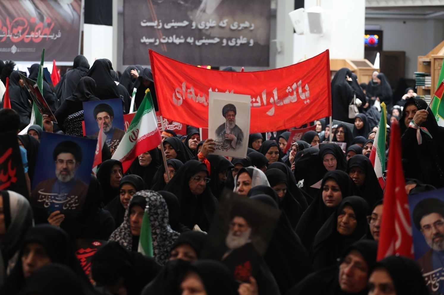 اخبار شیراز , اخبار استان فارس , تشییع آیت‌الله‌العظمی سید علی خامنه‌ای , شهید امام خامنه ای (ره) , بدرقه آقای شهید ایران , 