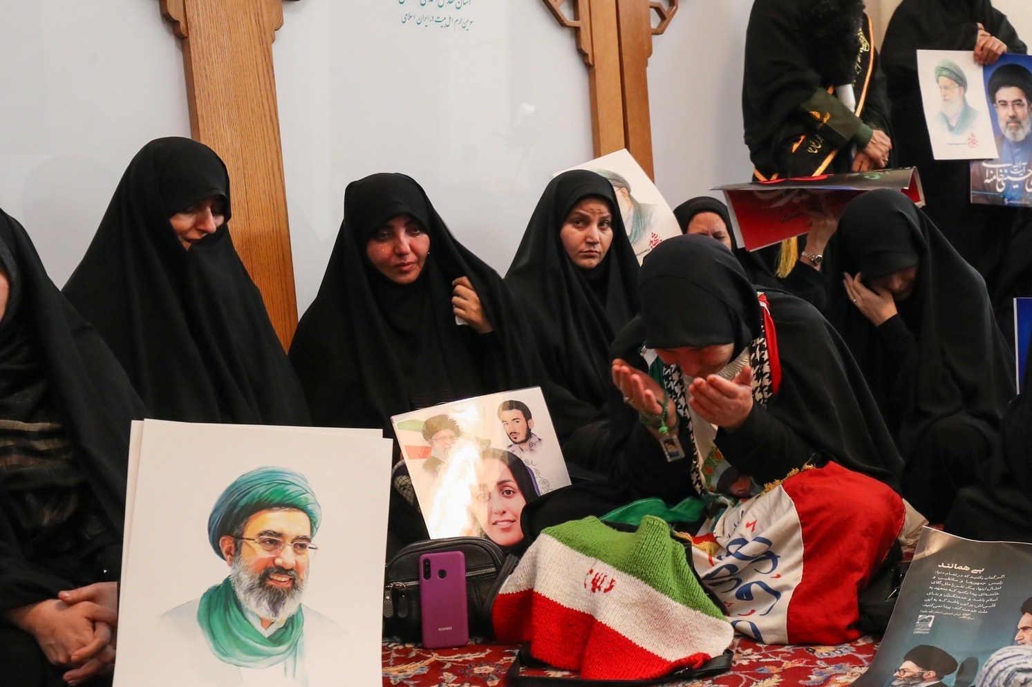 اخبار شیراز , اخبار استان فارس , تشییع آیت‌الله‌العظمی سید علی خامنه‌ای , شهید امام خامنه ای (ره) , بدرقه آقای شهید ایران , 
