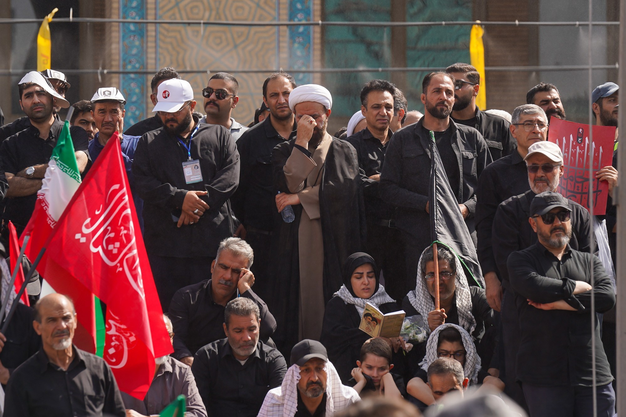 اخبار شیراز , اخبار استان فارس , بدرقه آقای شهید ایران , شهید امام خامنه ای (ره) , تشییع آیتاللهالعظمی سید علی خامنهای ,