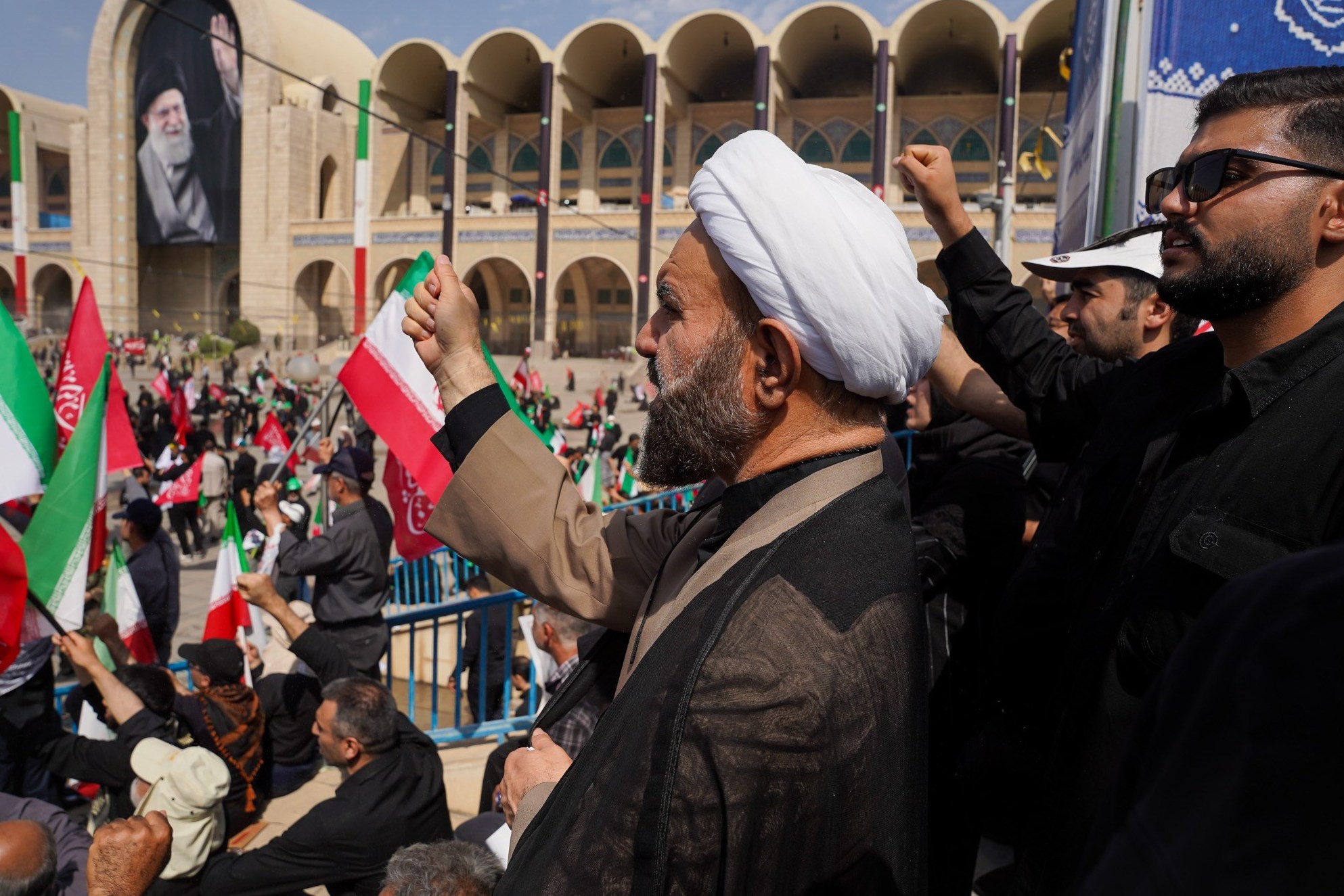 اخبار شیراز , اخبار استان فارس , بدرقه آقای شهید ایران , شهید امام خامنه ای (ره) , تشییع آیتاللهالعظمی سید علی خامنهای ,