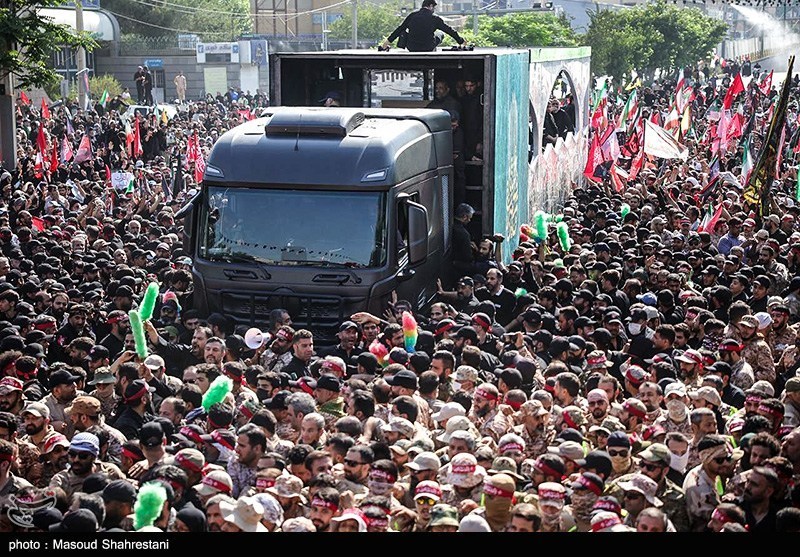 مراسم تشییع پیکر مطهر آقای شهید ایران - 3