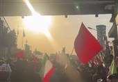 Массовое присутствие людей на площади Имама Хусcейна в первые минуты начала траурной церемонии