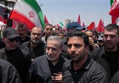 عراقجی یشارک فی مراسم تشییع الإمام الشهید
