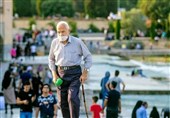 سالمندان در ایران زیر چتر قانون مشخصی نیستند