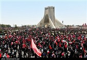 تغطیة وسائل الإعلام الناطقة بالإنجلیزیة للحضور الجماهیری الواسع فی تشییع الإمام الشهید