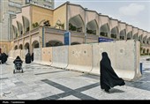 آماده‌سازی حرم مطهر رضوی در آستانه تشییع رهبر شهید انقلاب