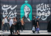 آماده‌سازی حرم مطهر رضوی در آستانه تشییع رهبر شهید انقلاب