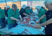 خدمت‌رسانی مواکب استان مرکزی در مراسم وداع و تشییع امام شهید امت