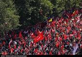 Океан преданности в прощании с мучеником-лидером