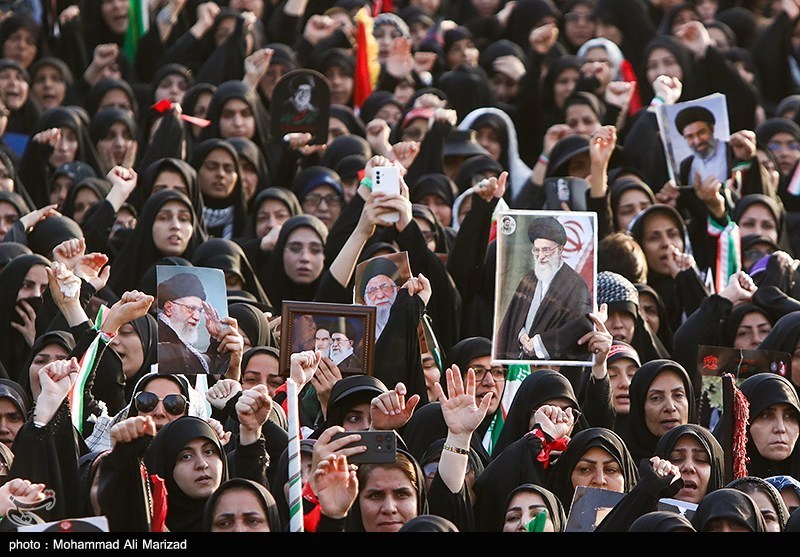 ایران امروز هم به احترام امام شهید برخاست/ قم امروز آرام و قرار ندارد بدرقه آقای شهید ایران , تشییع آیتاللهالعظمی سید علی خامنهای , تشییع امام شهید , تشییع رهبر شهید ,