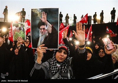 Qom Bids Farewell to Martyred Leader at Jamkaran Mosque