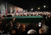 ورود هواپیمای حامل پیکر مطهر امام شهید به نجف اشرف