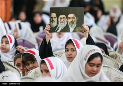 حضور دانش‌آموزان در مدارس قابل قیاس با آموزش مجازی نیست