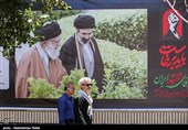 Скорбящие в Мешхеде на последнем прощании с мучеником-лидером Ирана