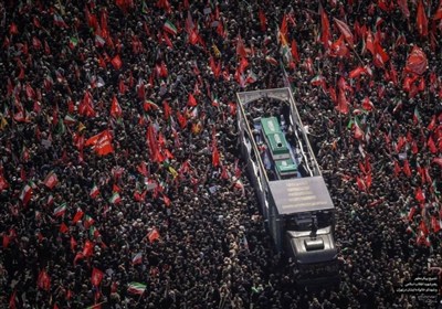 Мешхед сегодня — это море людей, объединённых в общей скорби по мученку-лидеру