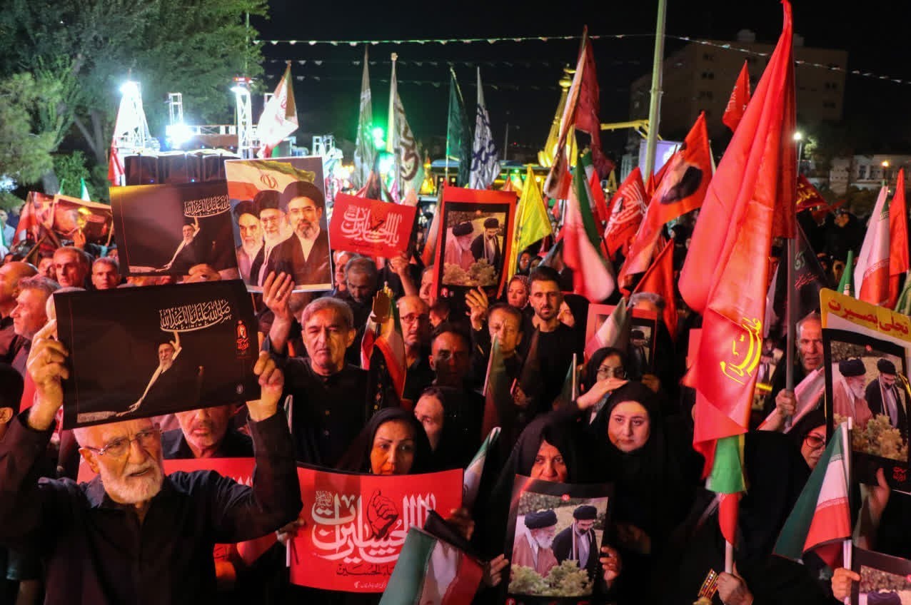اخبار شیراز , اخبار استان فارس , بدرقه آقای شهید ایران , تشییع آیتاللهالعظمی سید علی خامنهای , شهید امام خامنه ای (ره) ,