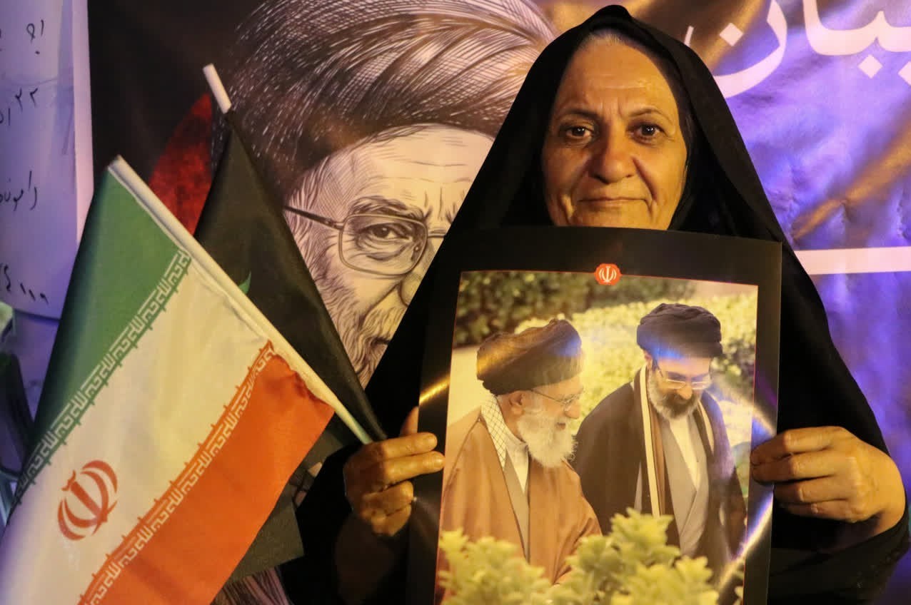 اخبار شیراز , اخبار استان فارس , بدرقه آقای شهید ایران , تشییع آیتاللهالعظمی سید علی خامنهای , شهید امام خامنه ای (ره) ,