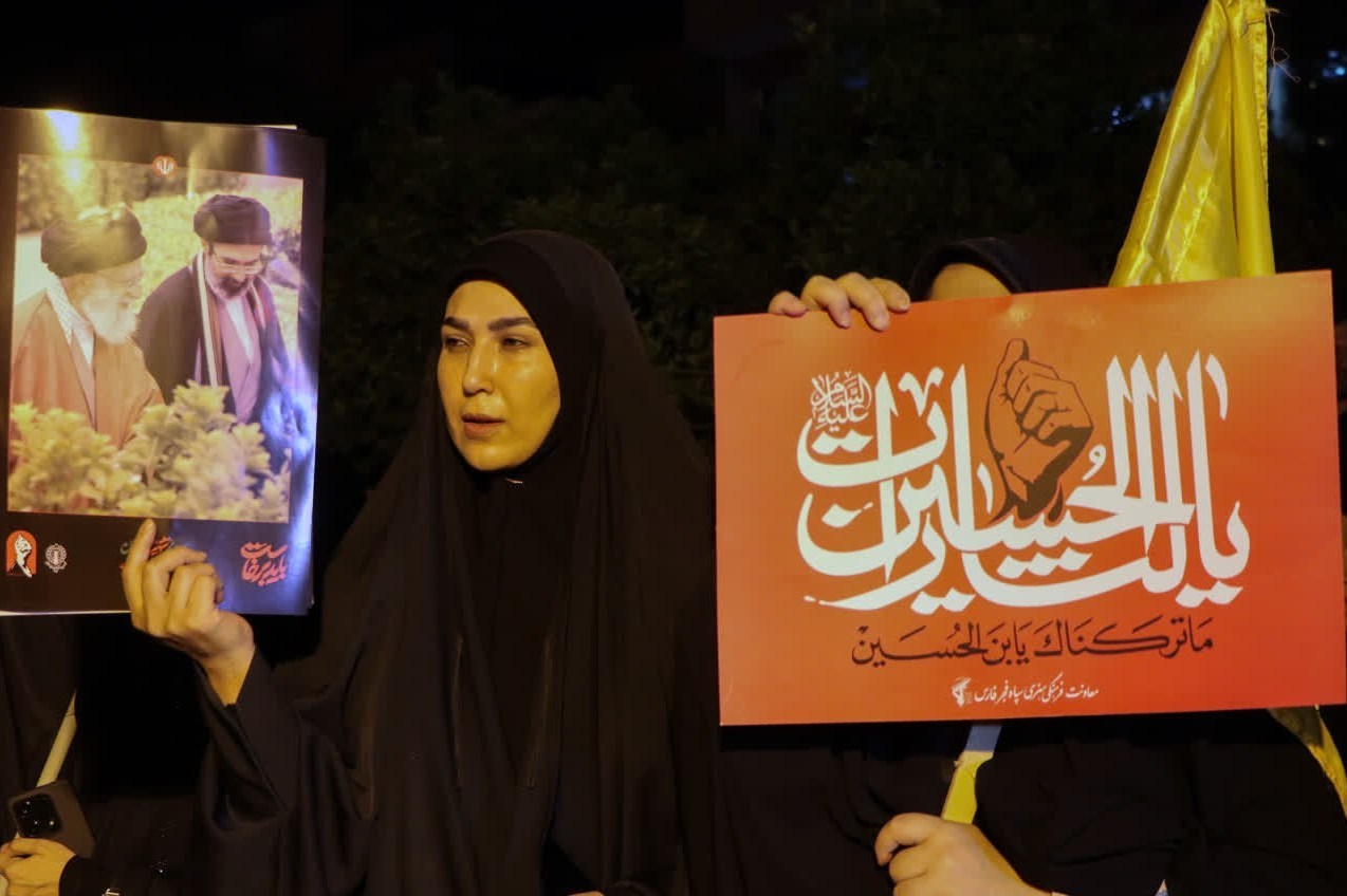 اخبار شیراز , اخبار استان فارس , بدرقه آقای شهید ایران , تشییع آیتاللهالعظمی سید علی خامنهای , شهید امام خامنه ای (ره) ,