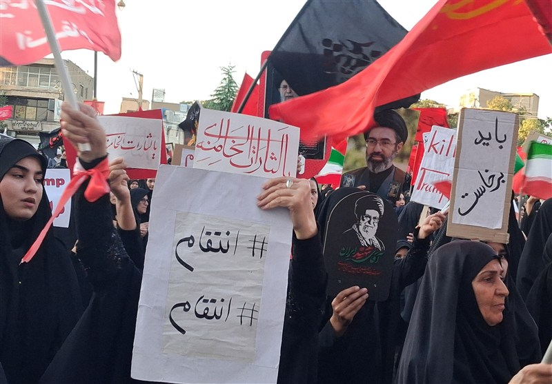 اخبار استان لرستان , استان لرستان , اخبار شهرستان بروجرد , بدرقه آقای شهید ایران , تشییع آیتاللهالعظمی سید علی خامنهای , شهید امام خامنه ای (ره) ,