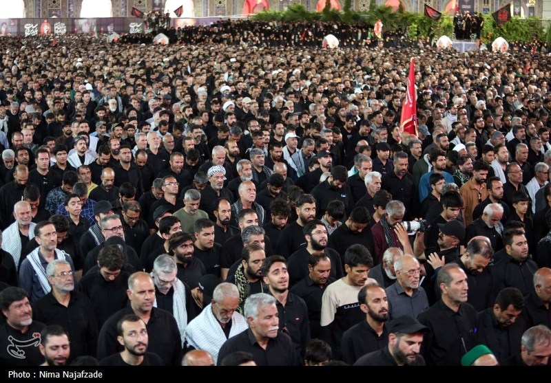 مراسم تشییع پیکر مطهر آقای شهید ایران در مشهد - 1