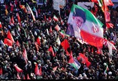 وداع باشکوه مردم قشم با رهبر شهید و تجدید بیعت با رهبر جدید انقلاب