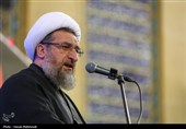 اتمام حجت امام‌جمعه تبریز نسبت‌به حضور مسئولان و بی‌عفتی در مراکزدولتی