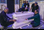 آماده سازی قبر مطهر رهبر شهید انقلاب