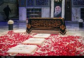 آماده سازی قبر مطهر رهبر شهید انقلاب