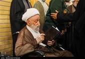 بزرگداشت رهبر شهید انقلاب در حرم حضرت معصومه (س)