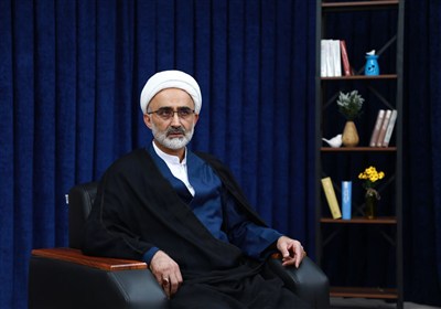 حجاب معاصرت مانع شناخت نوابغ حوزه است