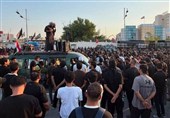 تظاهرات گسترده عراقی‌ها در برابر کنسولگری کویت