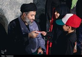 سومین شب مراسم بزرگداشت رهبر شهید انقلاب در حرم رضوی