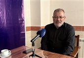 مادران شهدا نماد استقامت و شکیبایی هستند