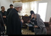 روایت صبر و ایثار؛ دیداری صمیمانه با تکریم خانواده شهدای بیجار+تصویر