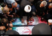 وداع با پیکر شهدای مدافع امنیت در حرم مطهر رضوی+تصاویر